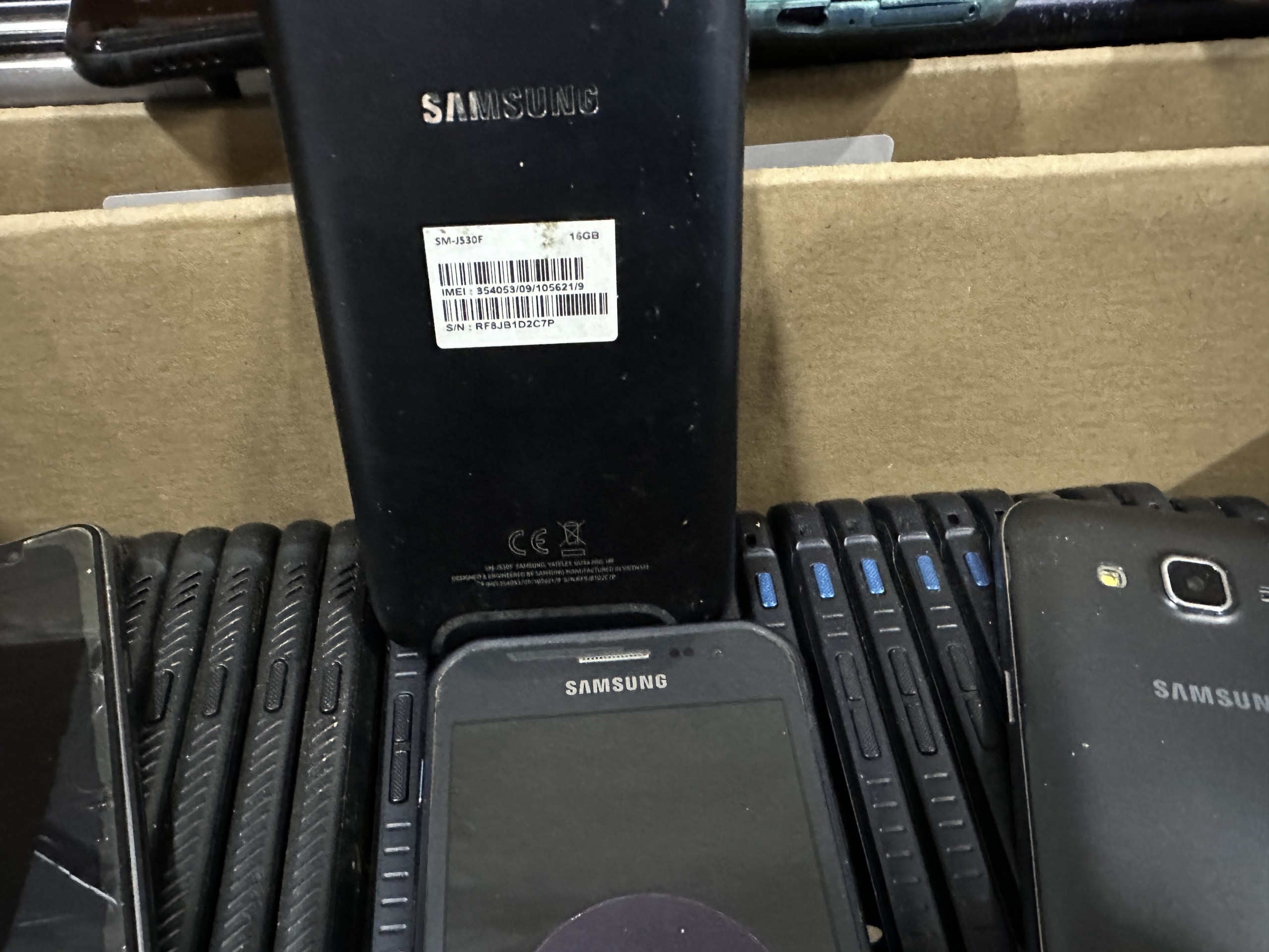 80x Samsung Mobile Smart phone - CazOOm